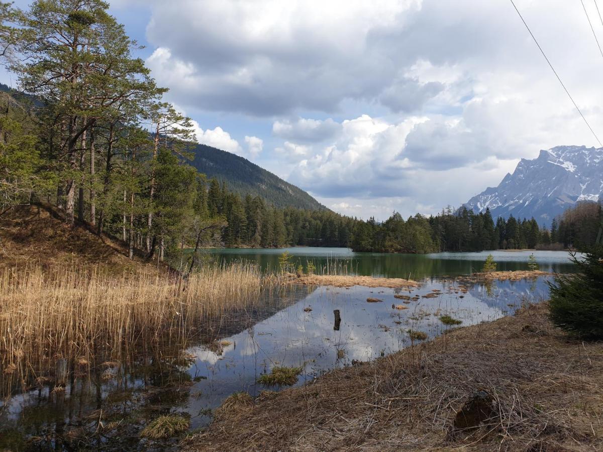 Haus Guem Lägenhet Ehrwald Exteriör bild