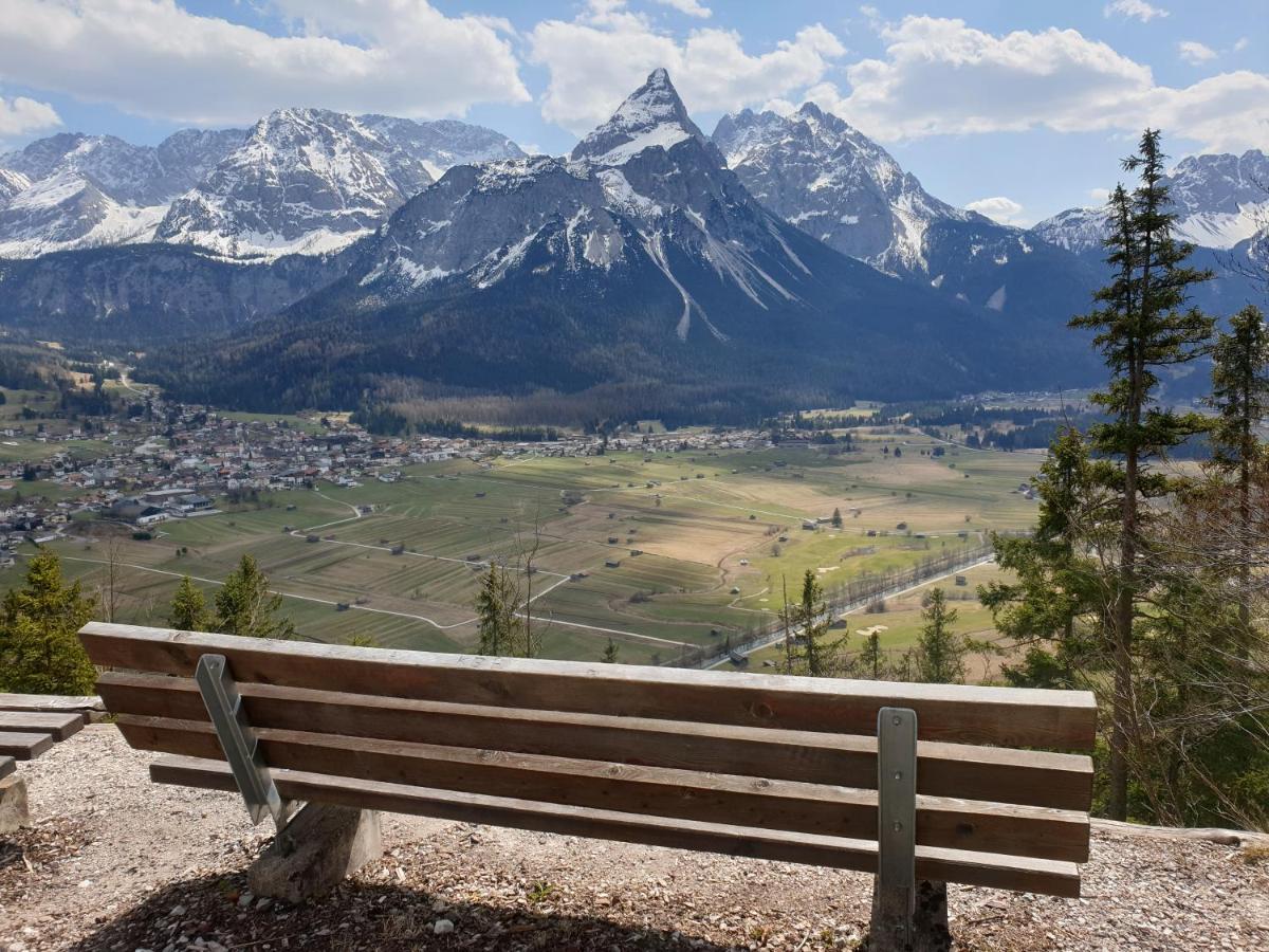Haus Guem Lägenhet Ehrwald Exteriör bild