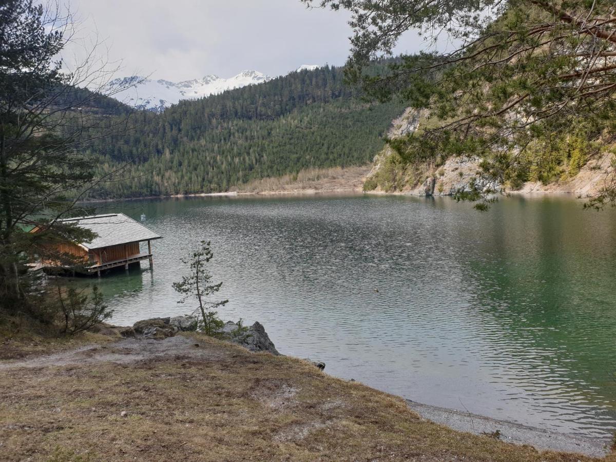 Haus Guem Lägenhet Ehrwald Exteriör bild